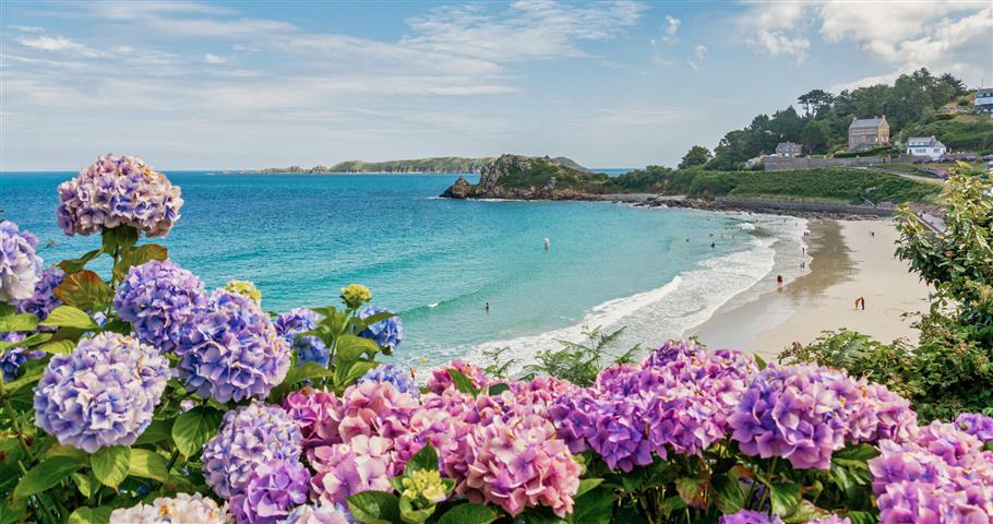 Balade sénior plage Trestraou Perros-Guirec Côtes-d'Armor