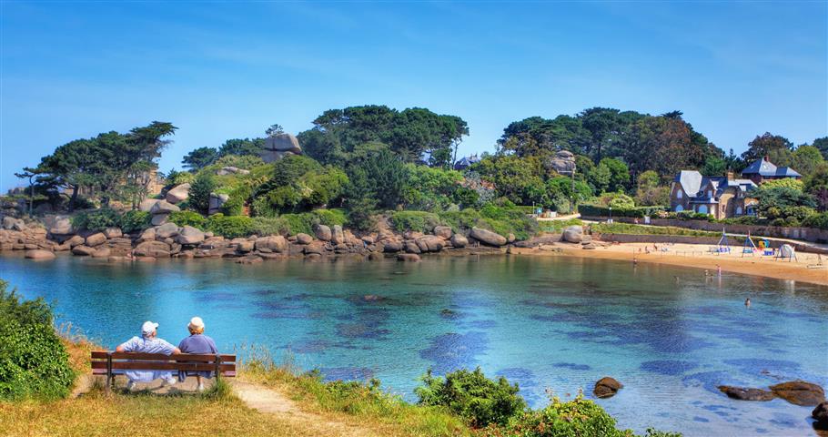 Balade sénior plage Trestraou Perros-Guirec Côtes-d'Armor
