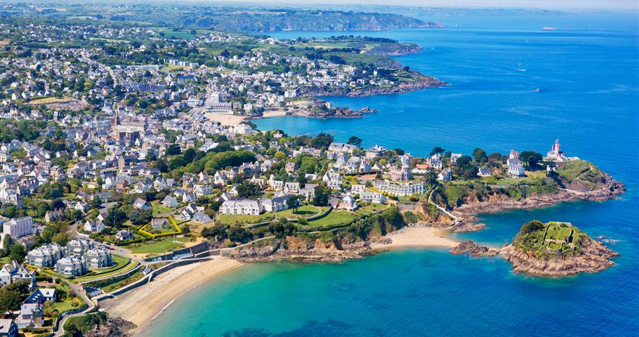 Locquirec - Paimpol, proche du Village Perrosien, camping à Perros-Guirec.