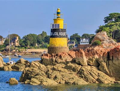 Locquirec - Paimpol, proche du Village Perrosien, camping à Perros-Guirec.