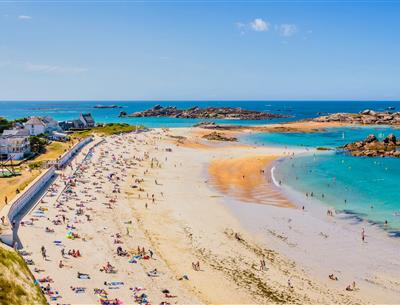 Granit Rose, proche du Village Perrosien, camping à Perros-Guirec.