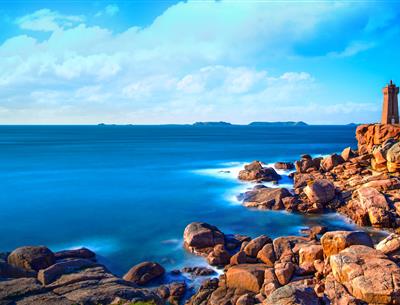 Ploumanach, proche du Village Perrosien, camping à Perros-Guirec.