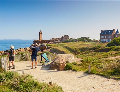 Ploumanach, proche du Village Perrosien, camping à Perros-Guirec.