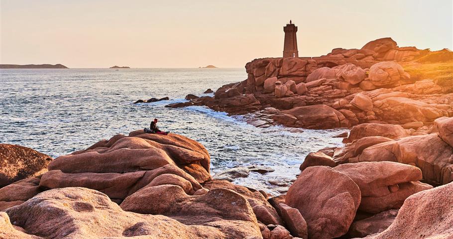 Ploumanach, proche du Village Perrosien, camping à Perros-Guirec.