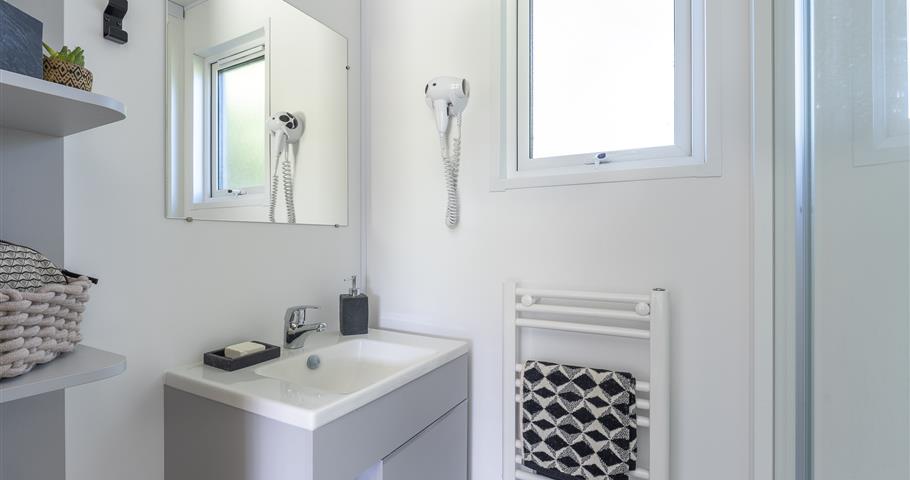 Cabane Perrosienne Premium  2ch 4p à Perros Guirec - Salle de bain 2