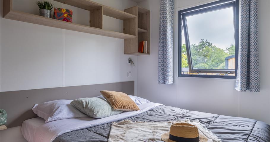 Confort 2ch 4p à Perros Guirec au Village Perrosien Bretagne - chambre parents