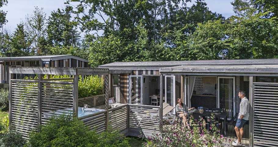 Jacuzzi Camping perros guirec