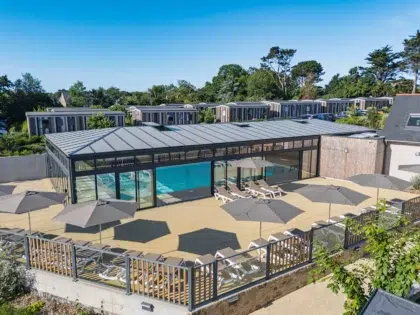 Home 17 2025 Village Perrosien Espace aquatique 012 1 1