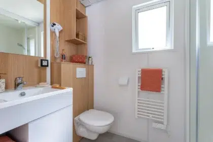 Premium-Hütte mit 3 Schlafzimmern 12 Village Perrosien Cabane Premium 3ch 032