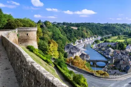 dinan 4